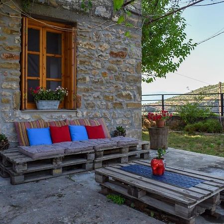 Coastal Stone Hideaway With Stunning Scenery Kitriaí Exterior foto