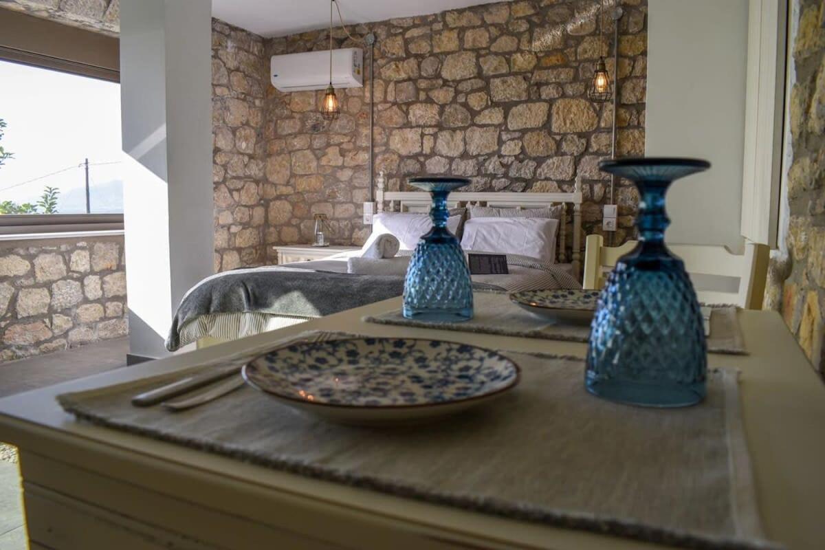 Coastal Stone Hideaway With Stunning Scenery Kitriaí Exterior foto
